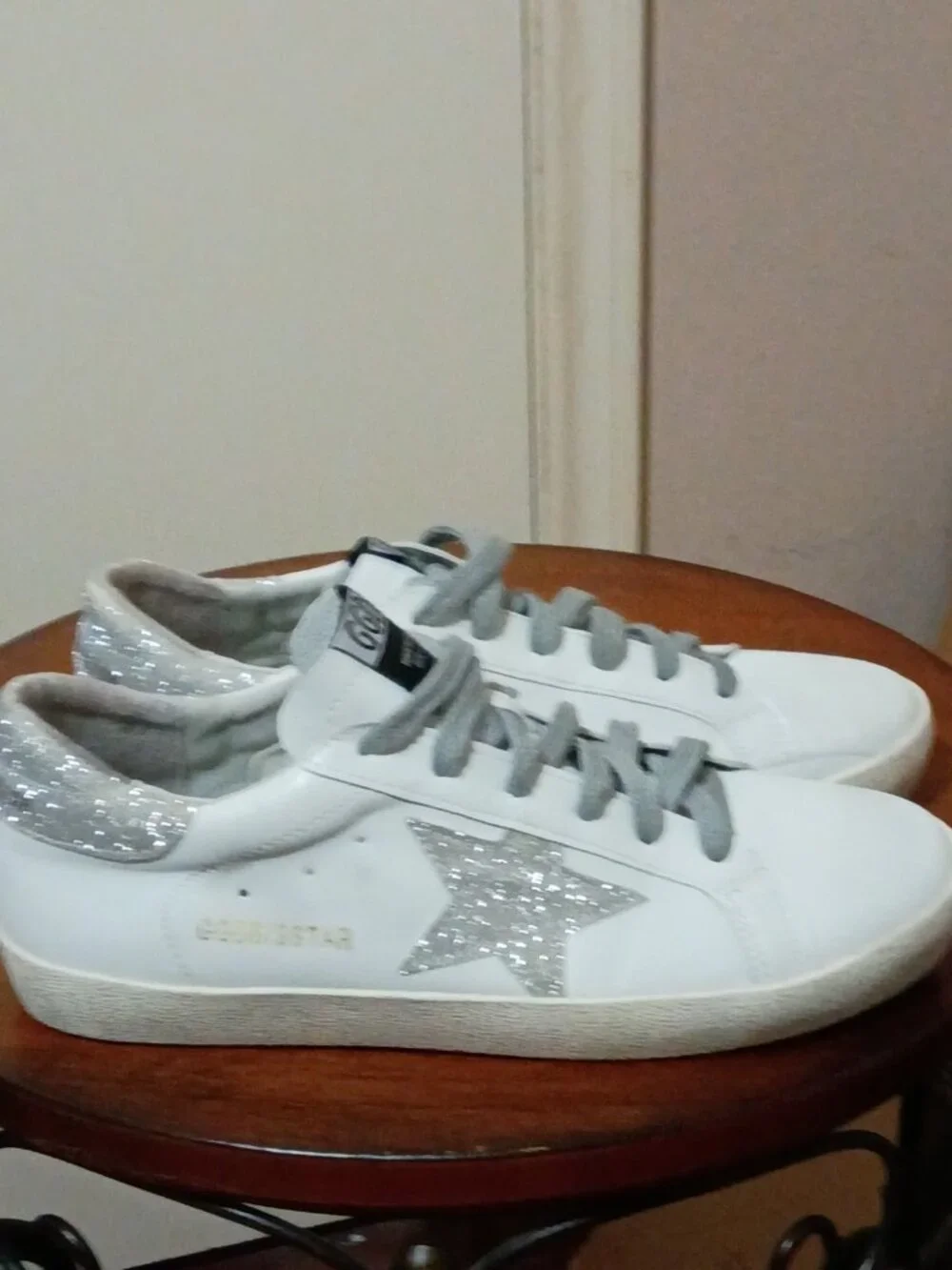 Golden Goose Women's Superstar White Leather Glitter Star Low Top Sneakers 39 - Picture 1 of 15